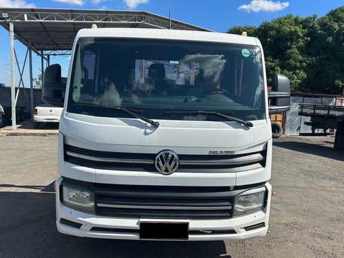 V.w Express Drc 4x2 2018/19 Plataforma Guincho 5,5mt. 8g12