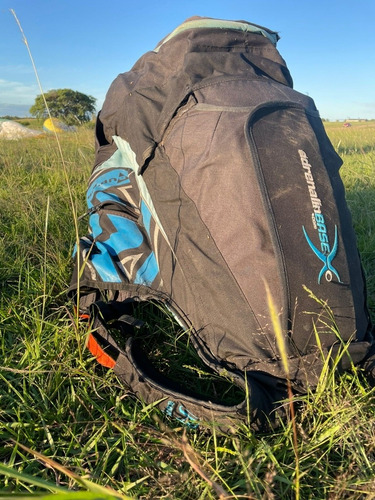 Imagen 9 de 10 de Parapente