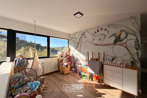 Se Vende Casa | Country La Deseada | Seguridad 24hs | 350 M2