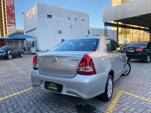 Imagem 9 de 14 de Toyota Etios Toyota Etios X Plus Sedan 1.5 2019/2020