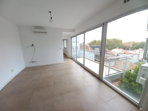 Imagen 4 de 14 de Departamento De 2 Ambientes Con Cochera
