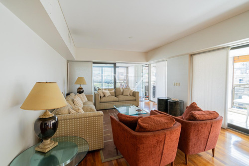Venta Departamento 4 Ambientes Con Dependencia Con Dos Cocheras Dobles Y Baulera En Palermo