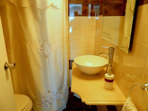 Apartamento En Venta De 2 Dormitorios En Peninsula