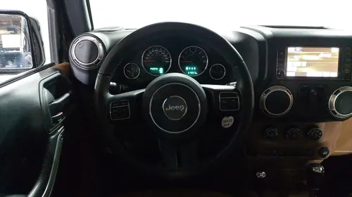Jeep Wrangler 3.6 SAHARA 4X4 ATX