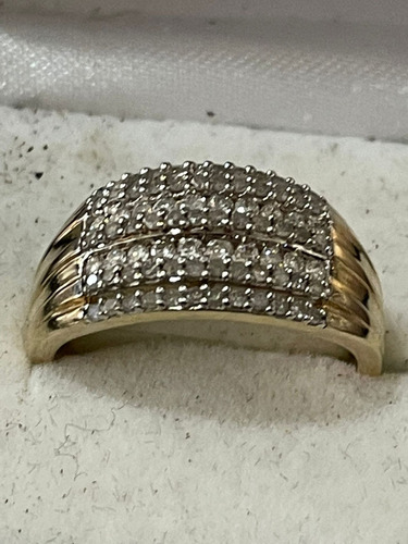 Anillo De Oro Con 90 Puntos De Diamantes,  Con Certificado