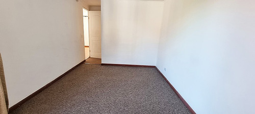 Excelente Casa 3d/2b Con Piscina Y 2 Estacionamientos
