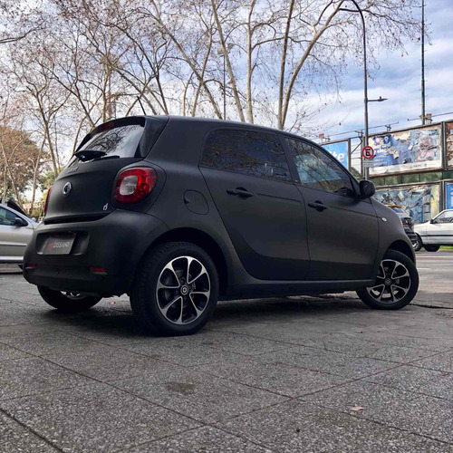 Imagen 6 de 24 de Smart Forfour 2016 Play 1.0 Dissano Automotores