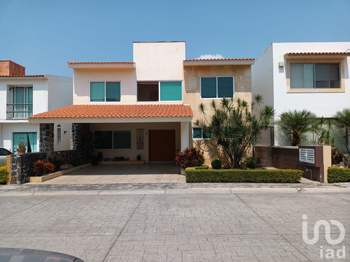 Venta Casa 3 Ambientes Narciso Mendoza Terreno Dos