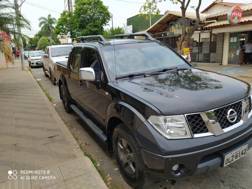 Nissan Frontier 2013 2.5 Le Cab. Dupla 4x4 Aut. 4p