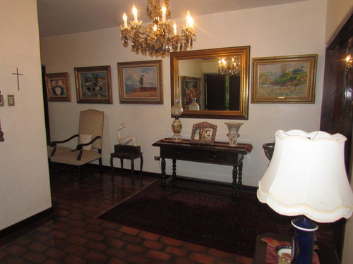 Imagen 13 de 30 de Se Vende Casa 800m2 4h/6b/4p Lomas Del Mirador 9214