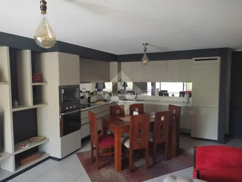 Departamento En Venta De 3 Dorm. En La Reina