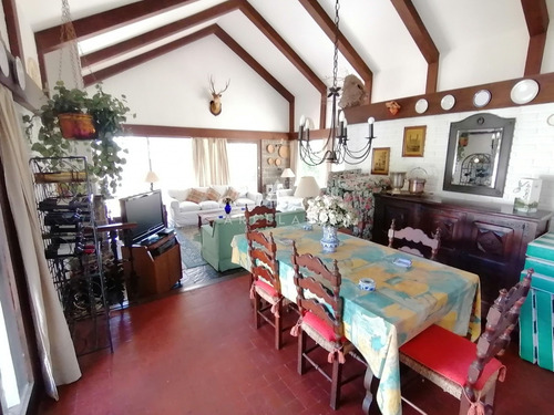 Venta Casa Playa Mansa A 1 Cuadra Del Mar 3 Dormitorios- Ref: 159