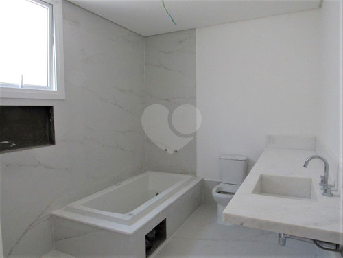 Imagem 12 de 21 de Casa Em Condomínio Nova Com 4 Suítes Na Granja Julieta - Reo258244