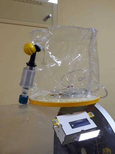 Imagen 3 de 4 de Casco De Hiperoxigenacion