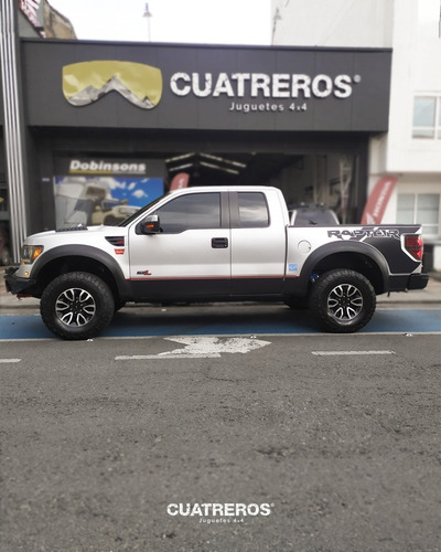 Ford Raptor Svt