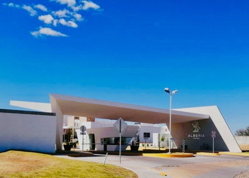 Casa Nueva En Fraccionamiento Alberia