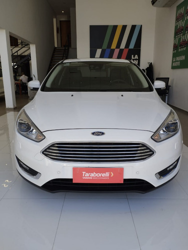 Ford Focus III 2.0 Sedan Titanium At6