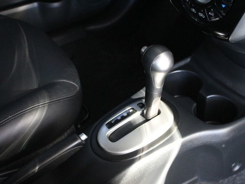 Nissan Versa Sl Cvt 1.6 16v Flex, Ity8183