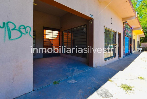 Imagen 2 de 17 de Venta En Block - 8 Locales Comerciales 2 Departamentos - Arturo Seguí