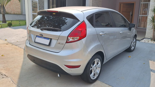 Ford Fiesta 1.6 16v Se Flex Powershift 5p