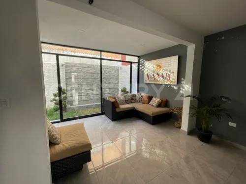 Casa En Venta, 3recámaras, Roof, Cerca De Zerezotla, San Pedro Cholula, Puebla