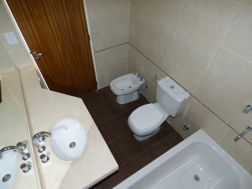 Imagen 5 de 13 de Venta Departamento Monoambiente Con Balcon Al Frente - Paraguay 154