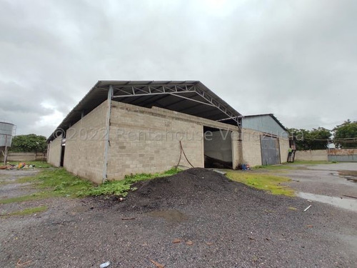 Imagen 3 de 23 de En Venta Amplio Terreno Con Granja Agricola Ubicado En La Estratégica Av Los Aviadores 23-8117 Ejc