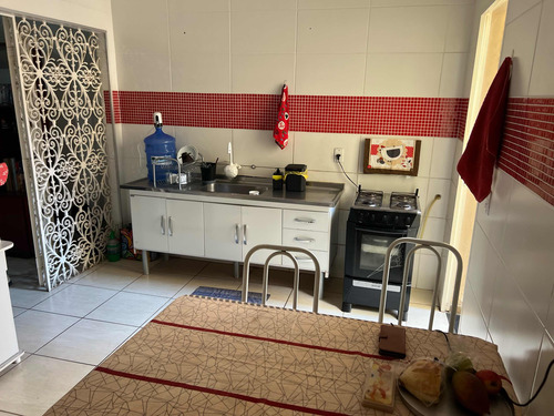 Ótima Casa A Venda Em Sorocaba - Sp Com 214,30mts, 2 Suítes