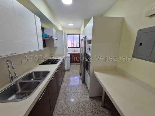 Rm Apartamento En Alquiler En Lomas Del Sol, Distrito Metropolitano