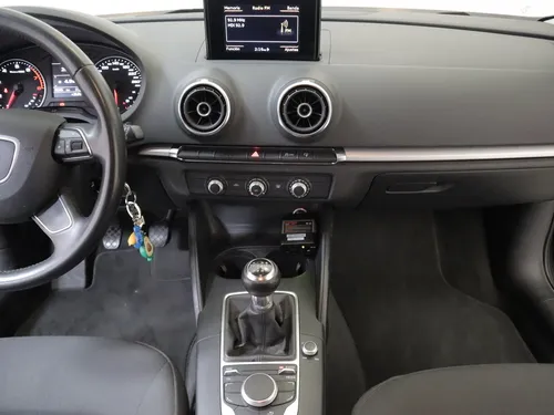 Audi A3 COUPE ATTRACTION 1.2 MT T