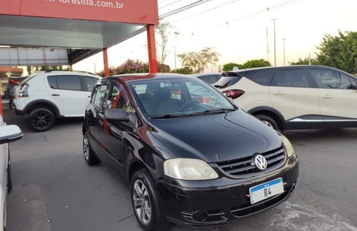 Imagem 3 de 12 de Volkswagen Fox 1.0 Plus Total Flex 5p