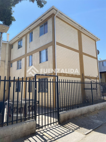 Departamento En Venta De 2 Dorm. En Maipú