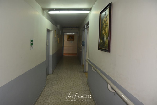 Casa En Venta De 14 Dorm. En Macul/hogar Adulto Mayor