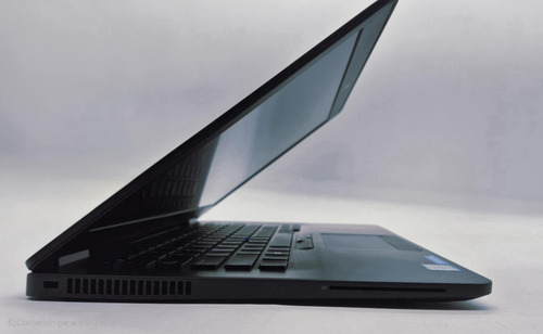 Potente Laptop Dell Latitude E7470 16gb Ram 516gb Ssd Corei5 Negro (Usado)