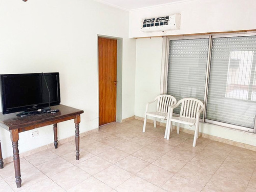 Imagen 7 de 17 de Casa En Venta En Berazategui