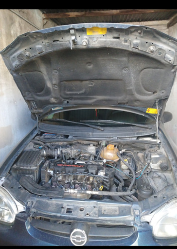 Chevrolet Corsa Classic 1.6 Gl Aa Dh