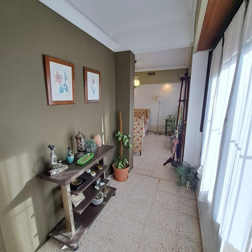 Vende Casa De 2 Habitaciones En Córdoba Al 700