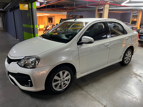 Toyota Etios 1.5 Sedan Xls