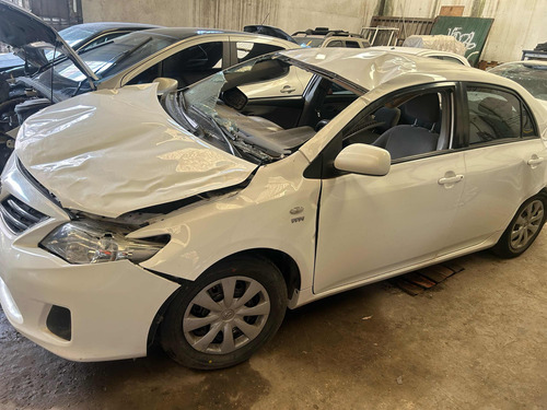 Toyota Corolla Xli 1,8i N 4p Volcado No Chocado Funcionando