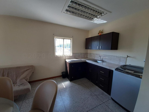 Imagen 11 de 11 de Edificio Galpon Con Cavas Ideal Para Camaroneras Maracaibo