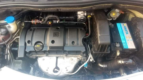 Imagen 23 de 25 de Peugeot 208 2015 1.6 Feline Pack Cuir