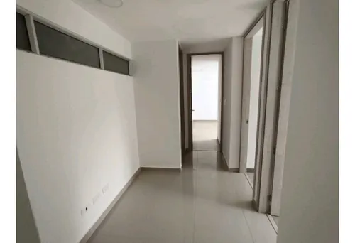 Apartamento Con Hermosa Vista Segundo Piso Con Ascensor