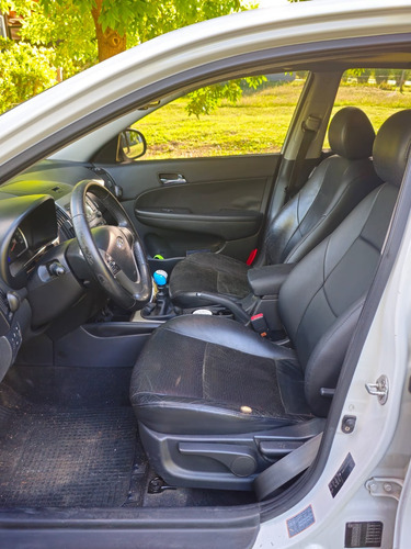 Hyundai I30 1.6 Gls Seg Premium L At