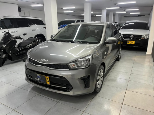 Kia Soluto 1.4 Emotion At