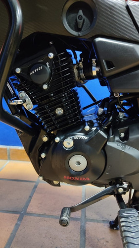 Imagen 10 de 14 de Honda Cb 125f