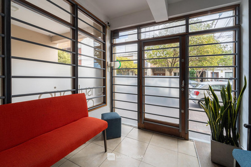 Venta - Local Comercial A La Calle - Zona Chauvin