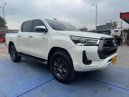 Toyota Hilux 2.4 Automatica Full 4x4