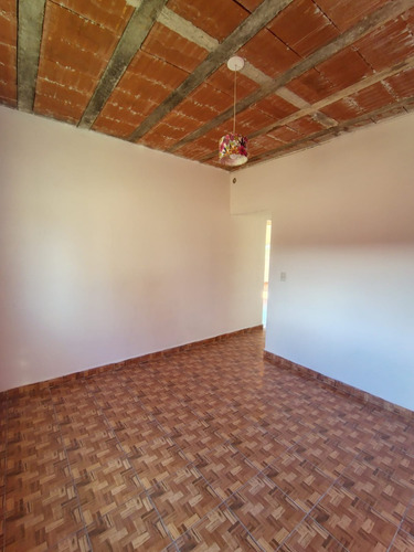 Alquiler Anual Casa Dos Dormitorios - Tanti - Cordoba