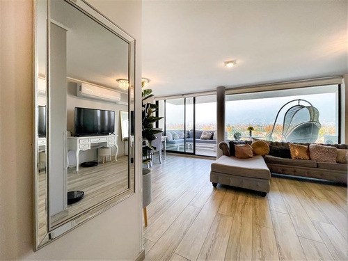 Departamento En Venta De 3 Dormitorios. En Las Condes