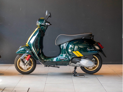 Vespa Gts Super 300 Racing Sixties Disponible Ya